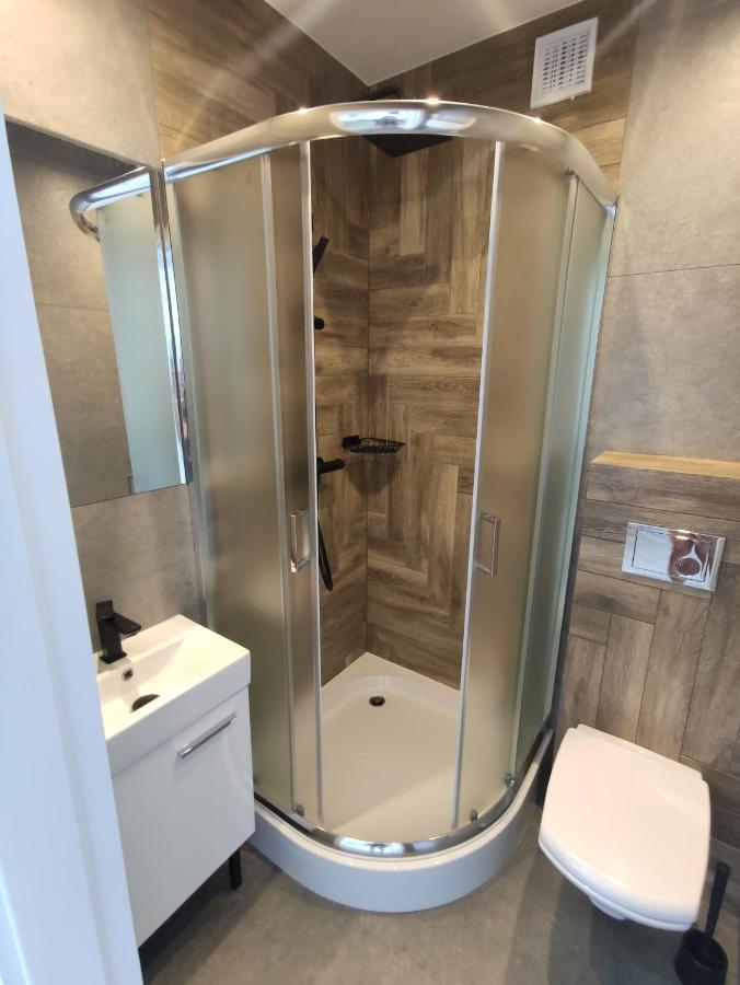 Krollhouse Pokoje Goscinne Wolbrom Δωμάτιο φωτογραφία