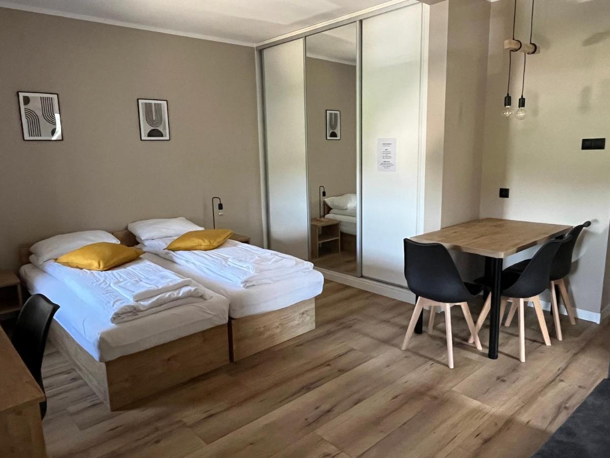 Krollhouse Pokoje Goscinne Wolbrom Εξωτερικό φωτογραφία