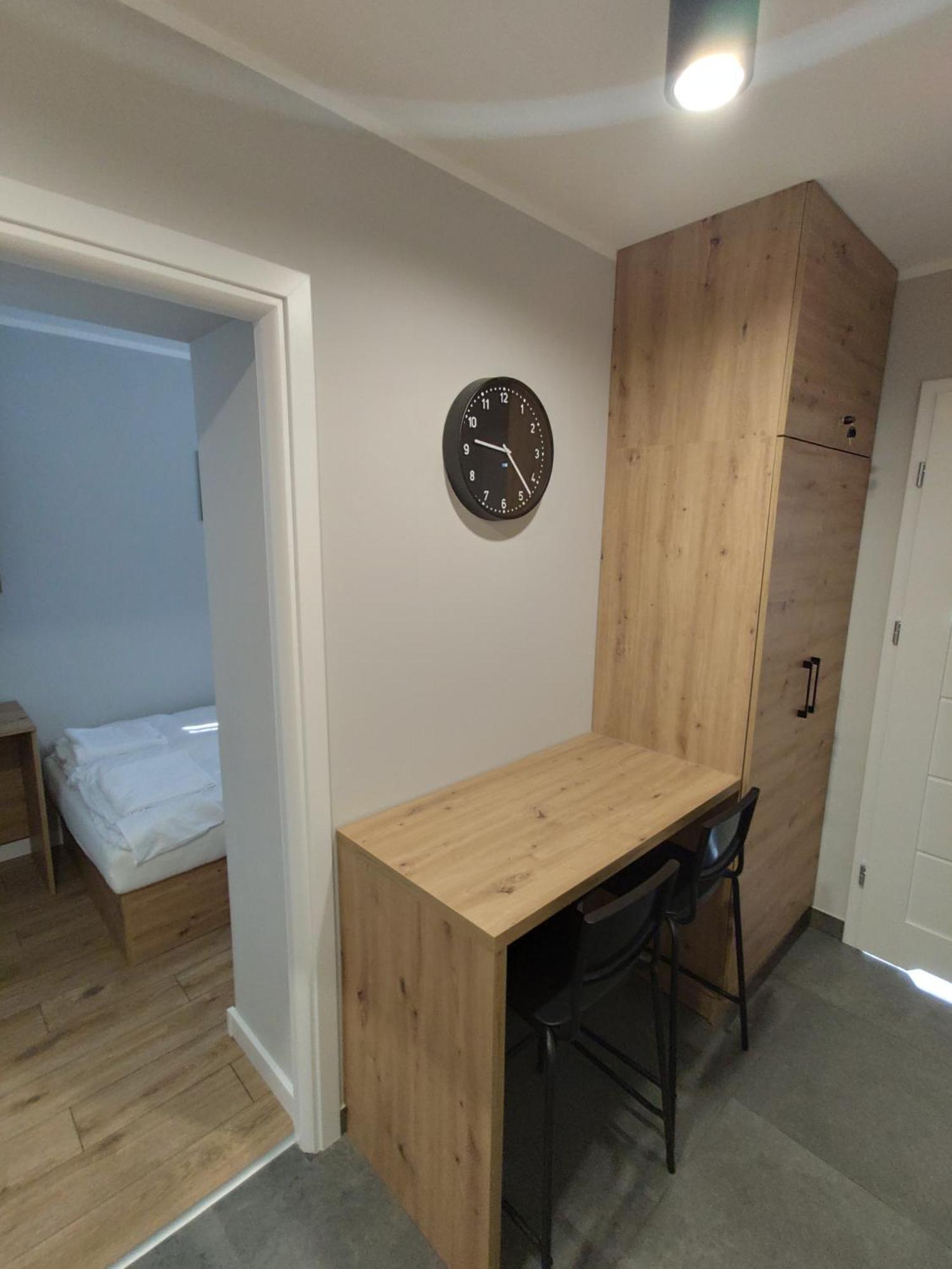 Krollhouse Pokoje Goscinne Wolbrom Δωμάτιο φωτογραφία